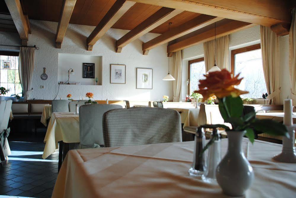 Hotel Restaurant Ferienwohnungen Alpenhof Übersee Eksteriør billede
